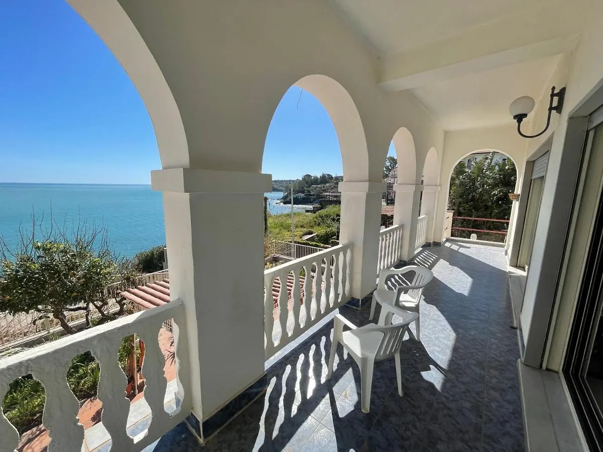 Villa Alba Бруколи Италия